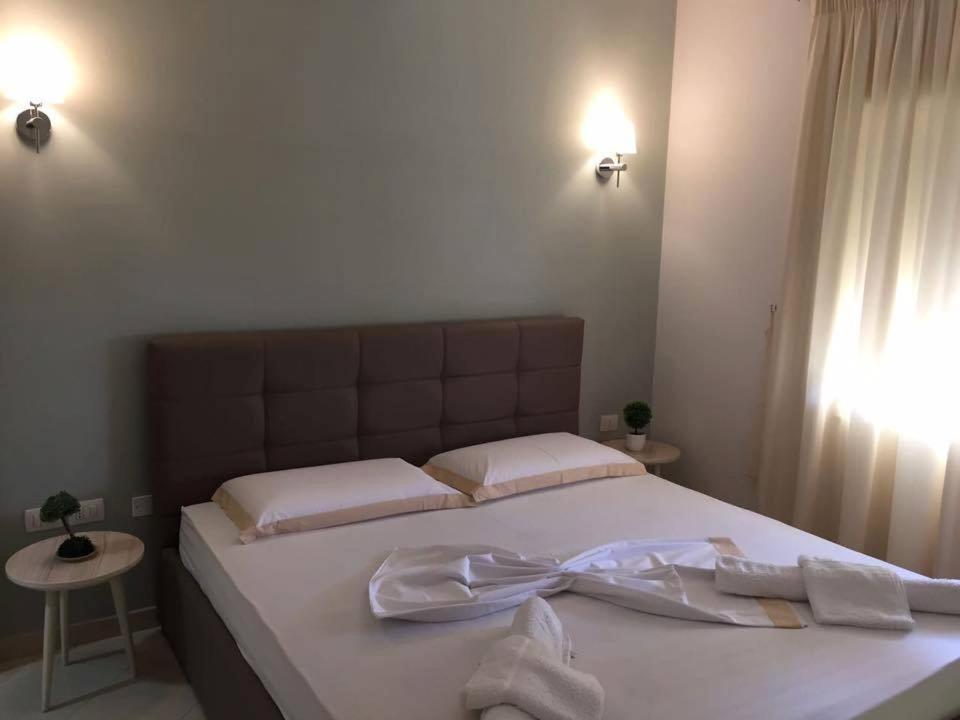 Deluxe Sea Apartment Vlore Ngoại thất bức ảnh
