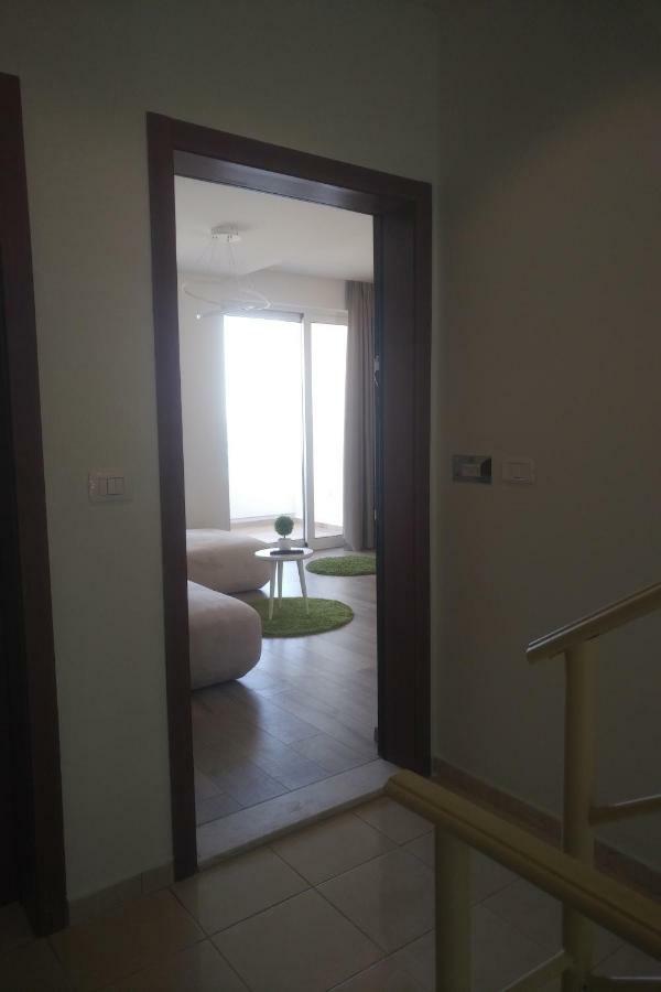 Deluxe Sea Apartment Vlore Ngoại thất bức ảnh