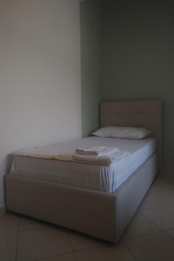 Deluxe Sea Apartment Vlore Ngoại thất bức ảnh