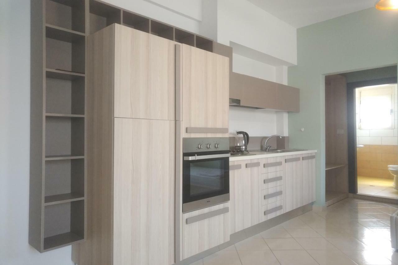Deluxe Sea Apartment Vlore Ngoại thất bức ảnh