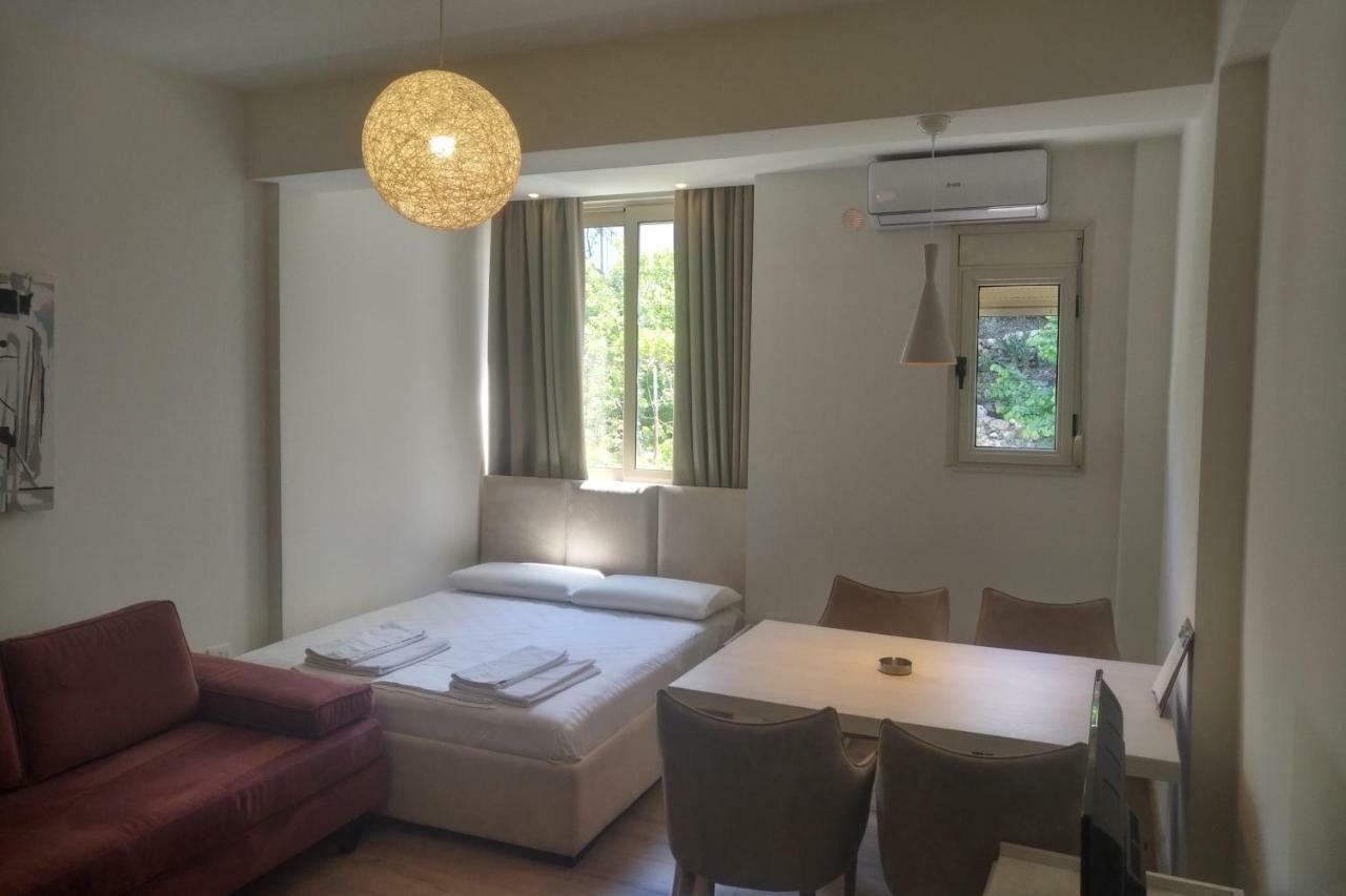 Deluxe Sea Apartment Vlore Ngoại thất bức ảnh