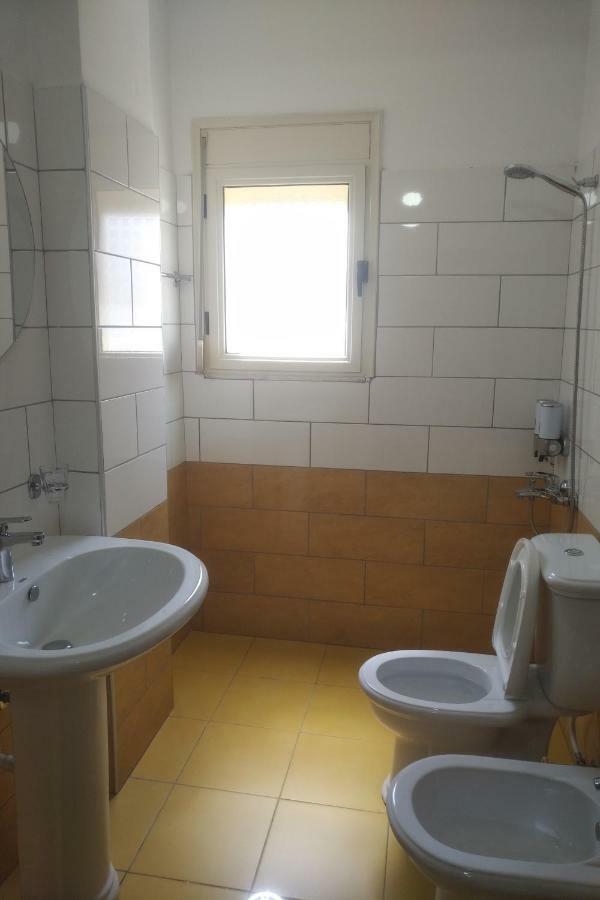 Deluxe Sea Apartment Vlore Ngoại thất bức ảnh