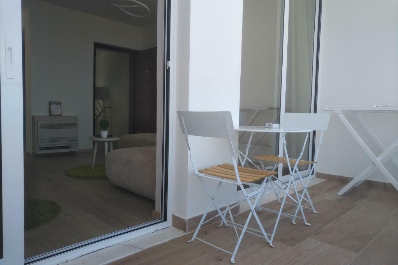 Deluxe Sea Apartment Vlore Ngoại thất bức ảnh