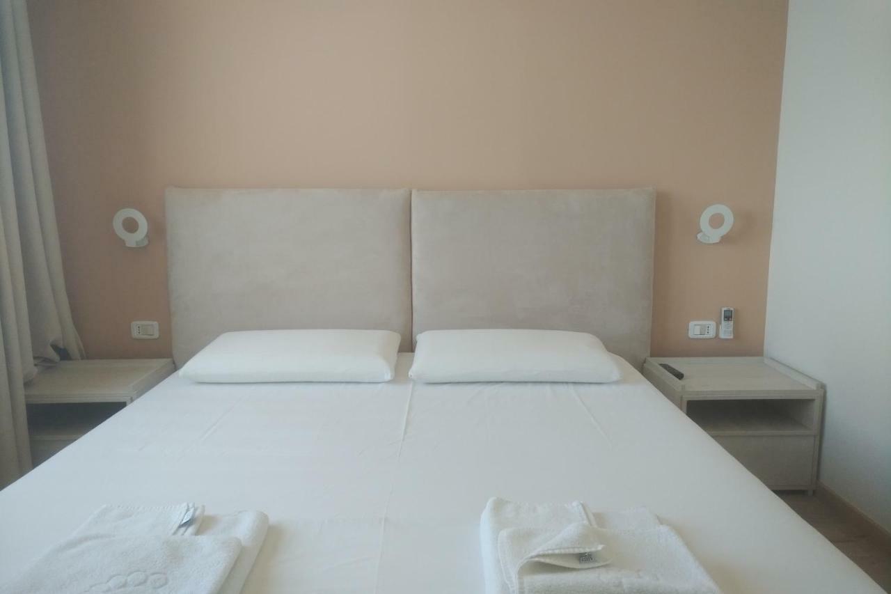 Deluxe Sea Apartment Vlore Ngoại thất bức ảnh